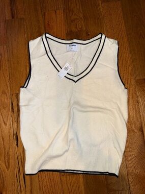 Old Navy Cream V-Neck Sweater Vest with Navy Trim